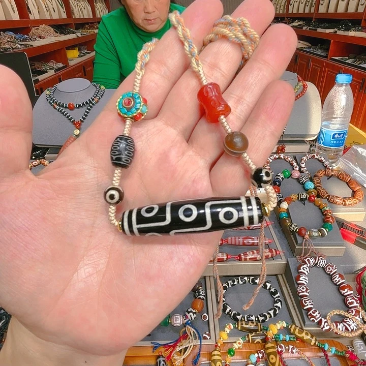 未镶嵌玛瑙/玉髓珠宝奇石