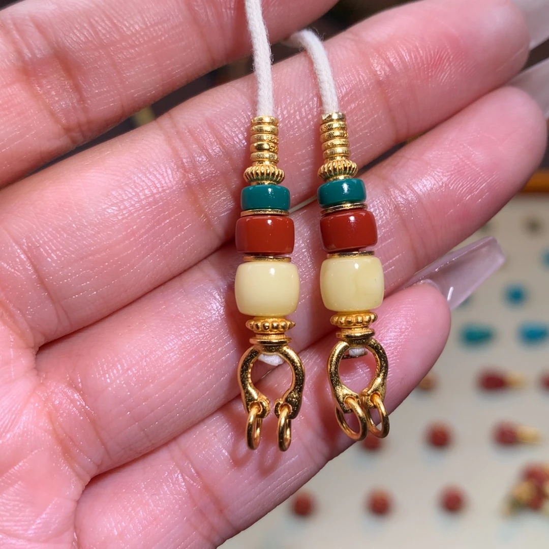 南红玛瑙未镶嵌颈饰