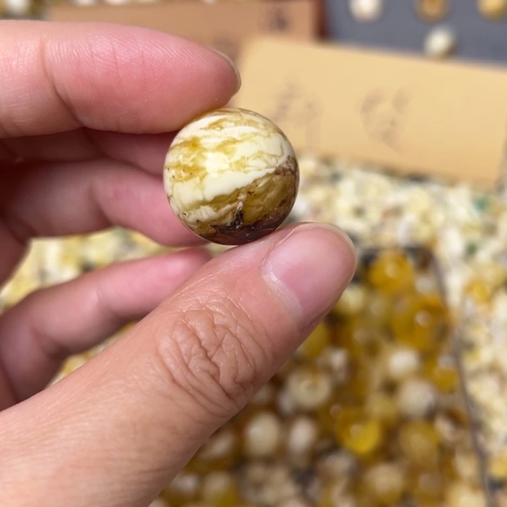 蜜蜡未镶嵌裸石19.4mm一个