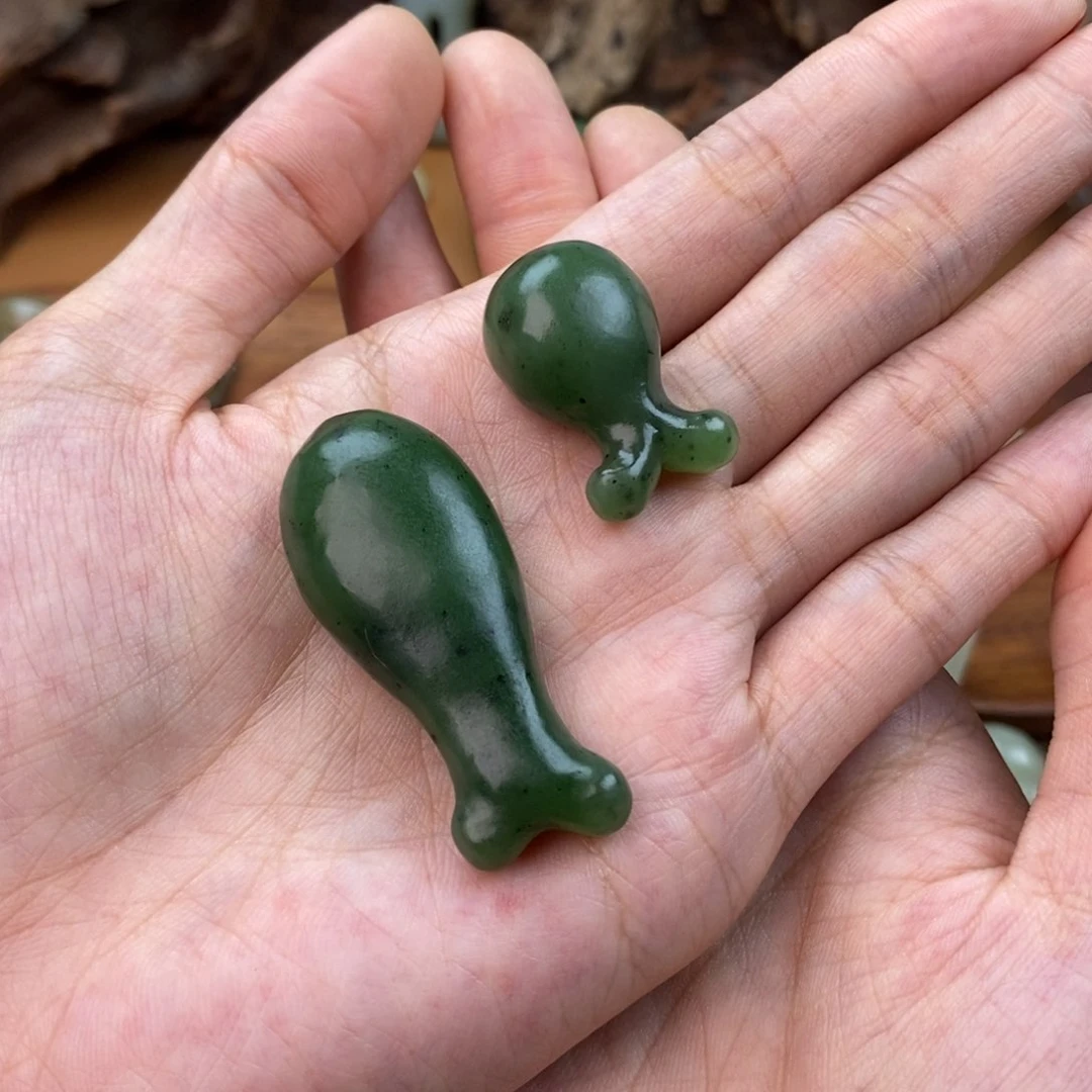 和田玉未镶嵌颈饰雯*?定制