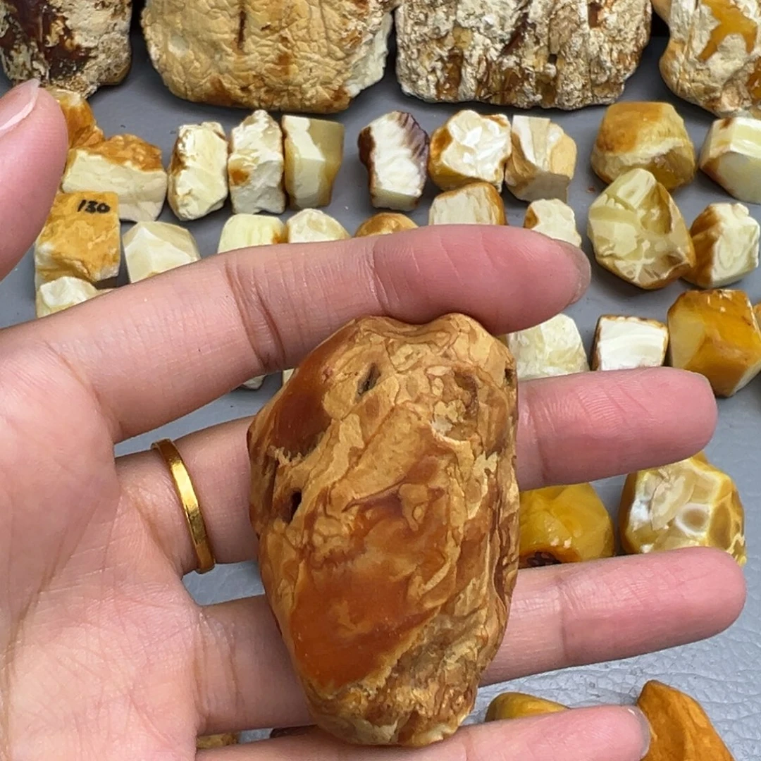 定制琥珀未镶嵌蜜蜡