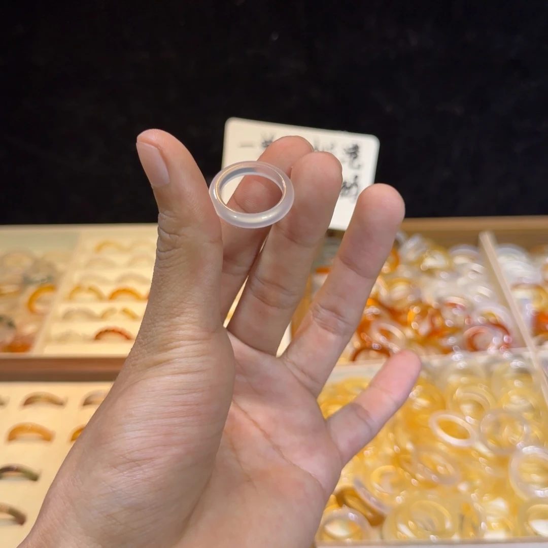 玛瑙/玉髓戒指未镶嵌9号港15圈买三送一