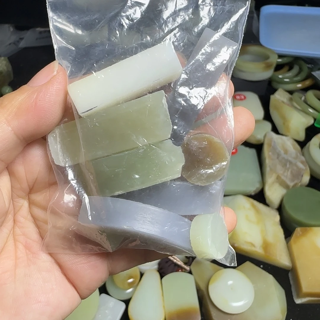 和田玉（糖玉）未镶嵌珠宝半成品