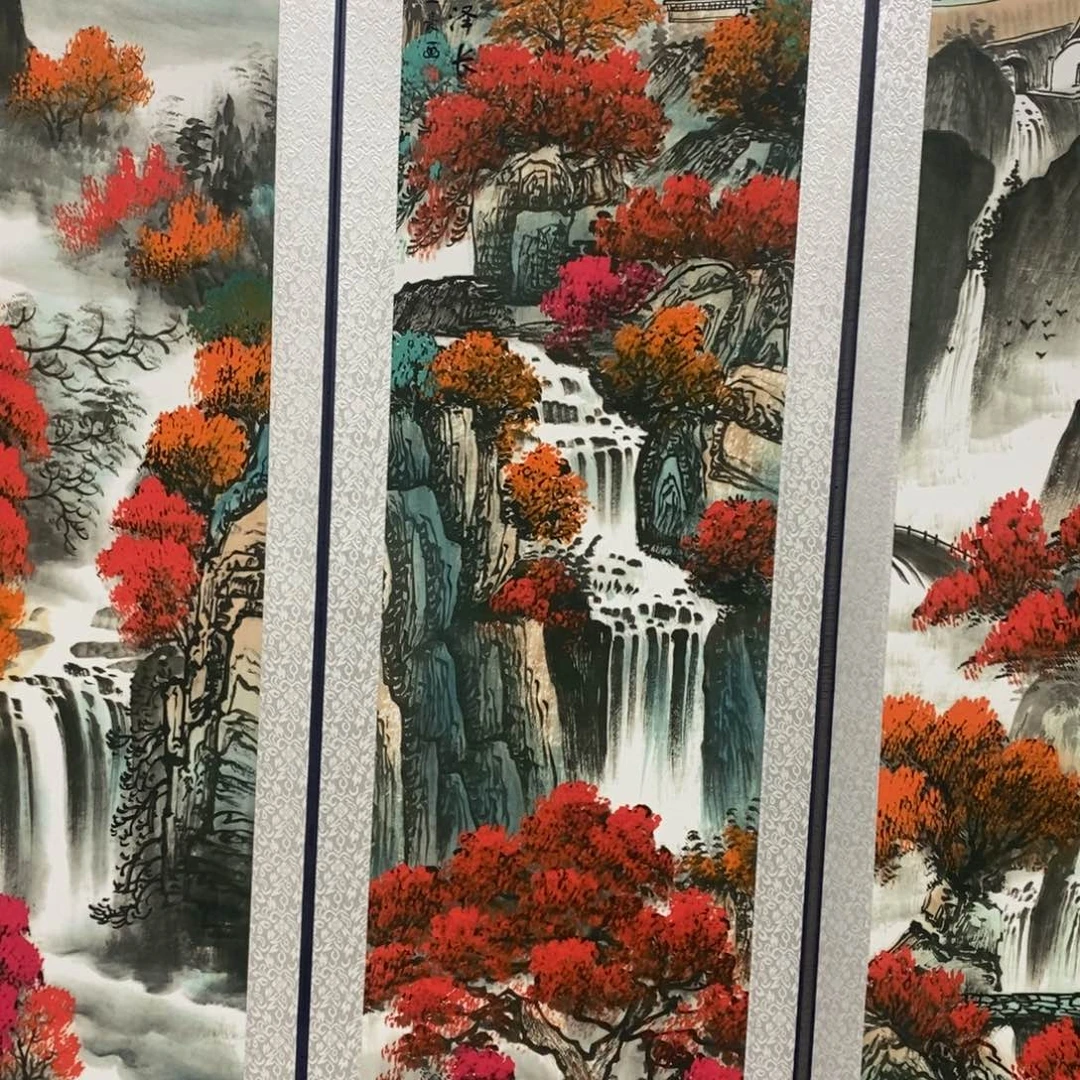 i哈哈v吼吼吼吼就会哭