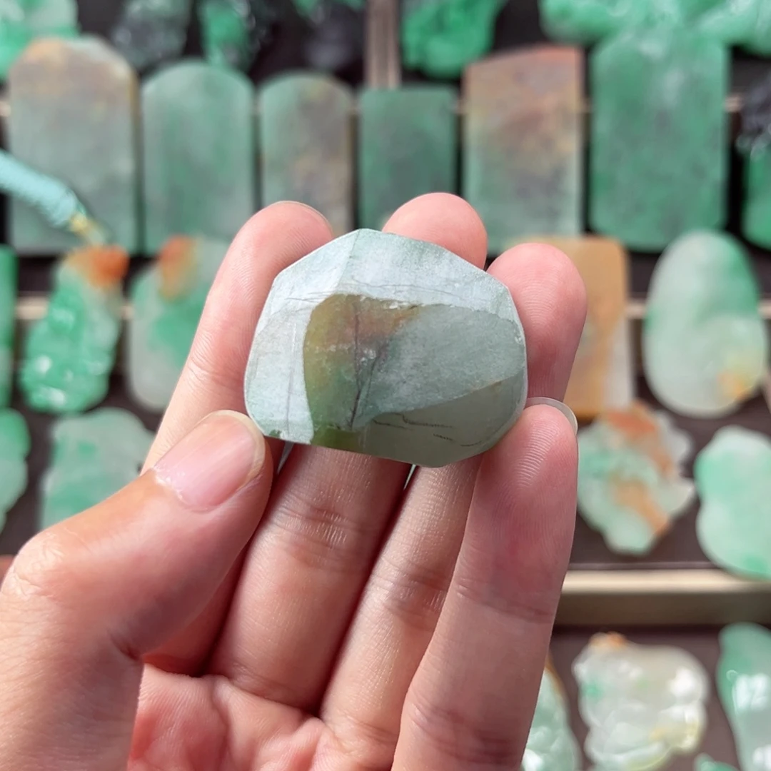 石英质玉未镶嵌颈饰J定制