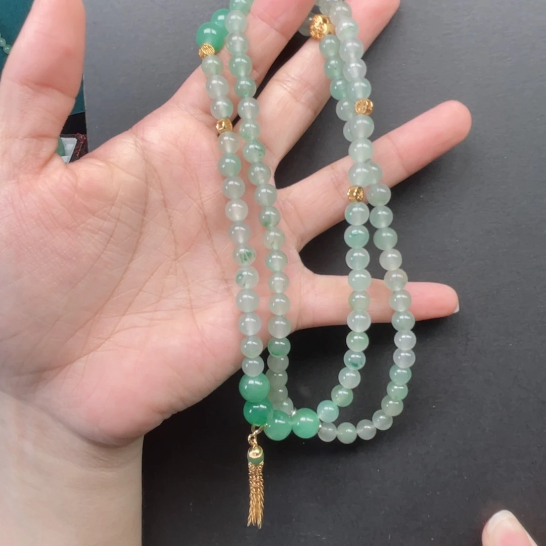 石英质玉（非洲翠）手链未镶嵌