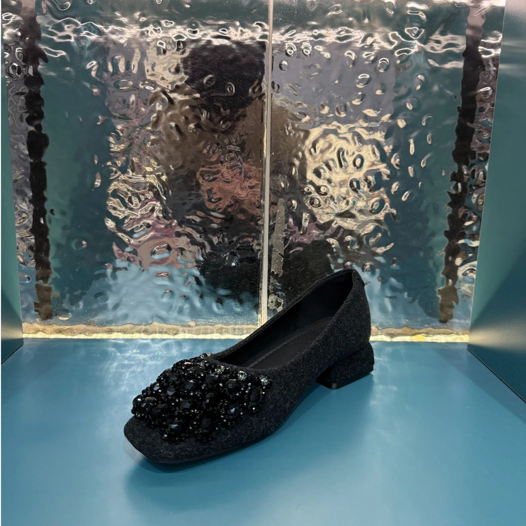 阿芙莎手工鞋A6508时尚百搭水晶轻奢秋冬款单鞋B