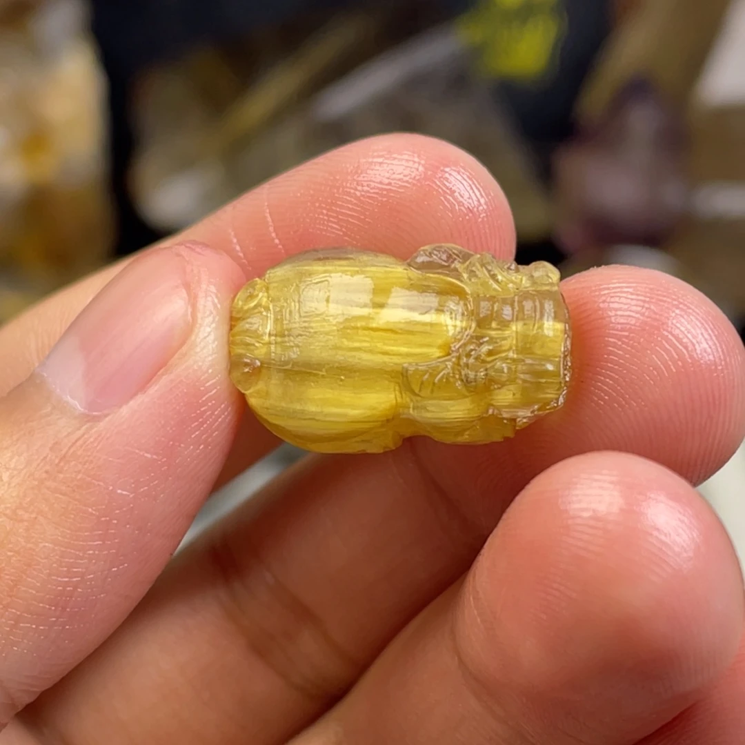 贵***姚水晶珠宝半成品未镶嵌