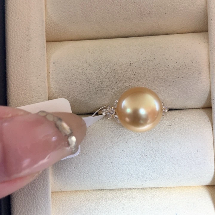 18K金镶嵌戒指海水珍珠