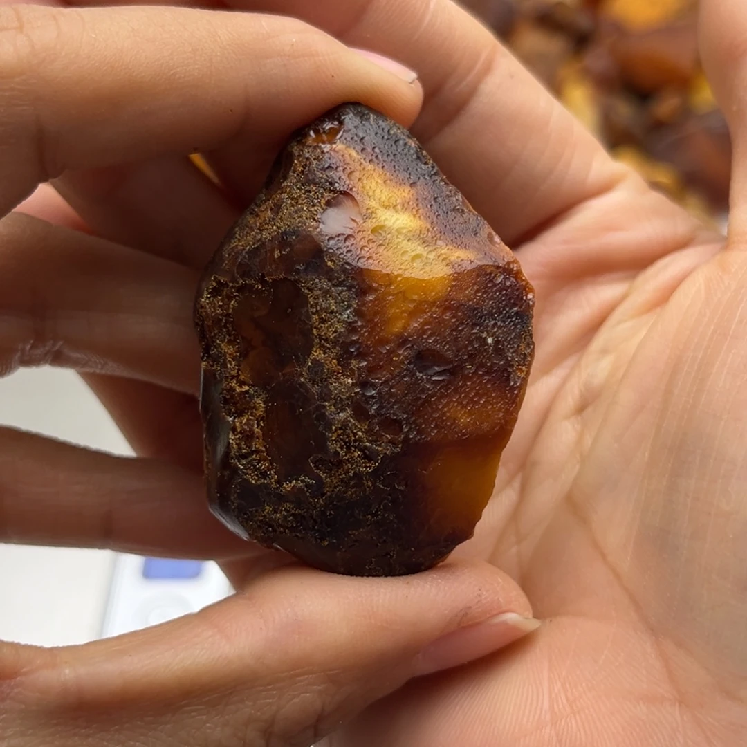 萬***～定制琥珀未镶嵌蜜蜡定制富甲