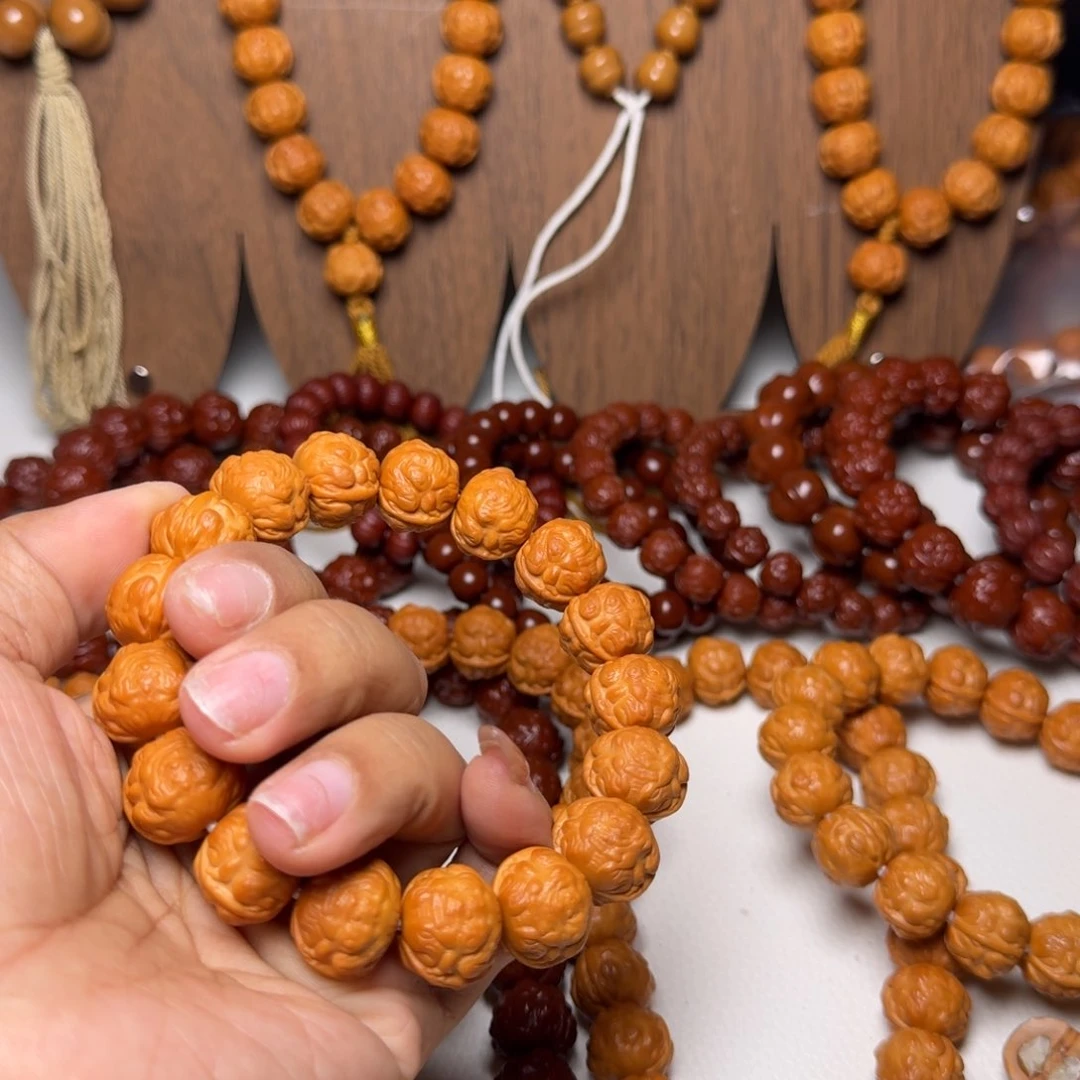 手串猴头核桃颖**忧金蟾脖挂