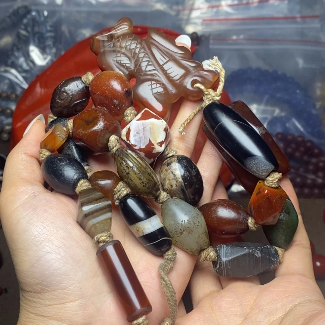 玛瑙/玉髓未镶嵌颈饰