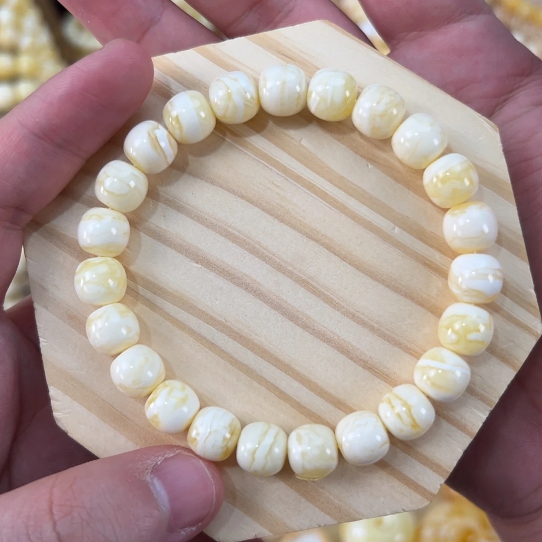 琥珀未镶嵌手链9.5m