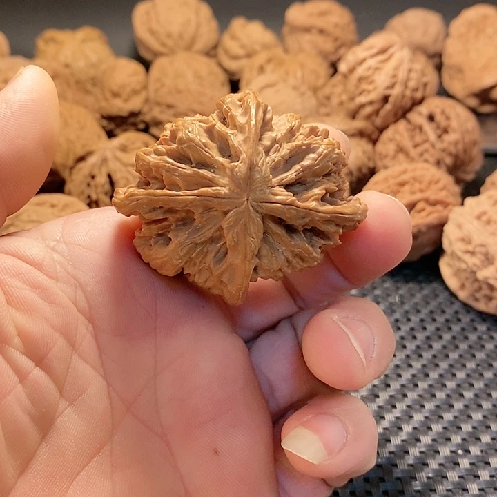 把件文玩核桃野牛四棱全品