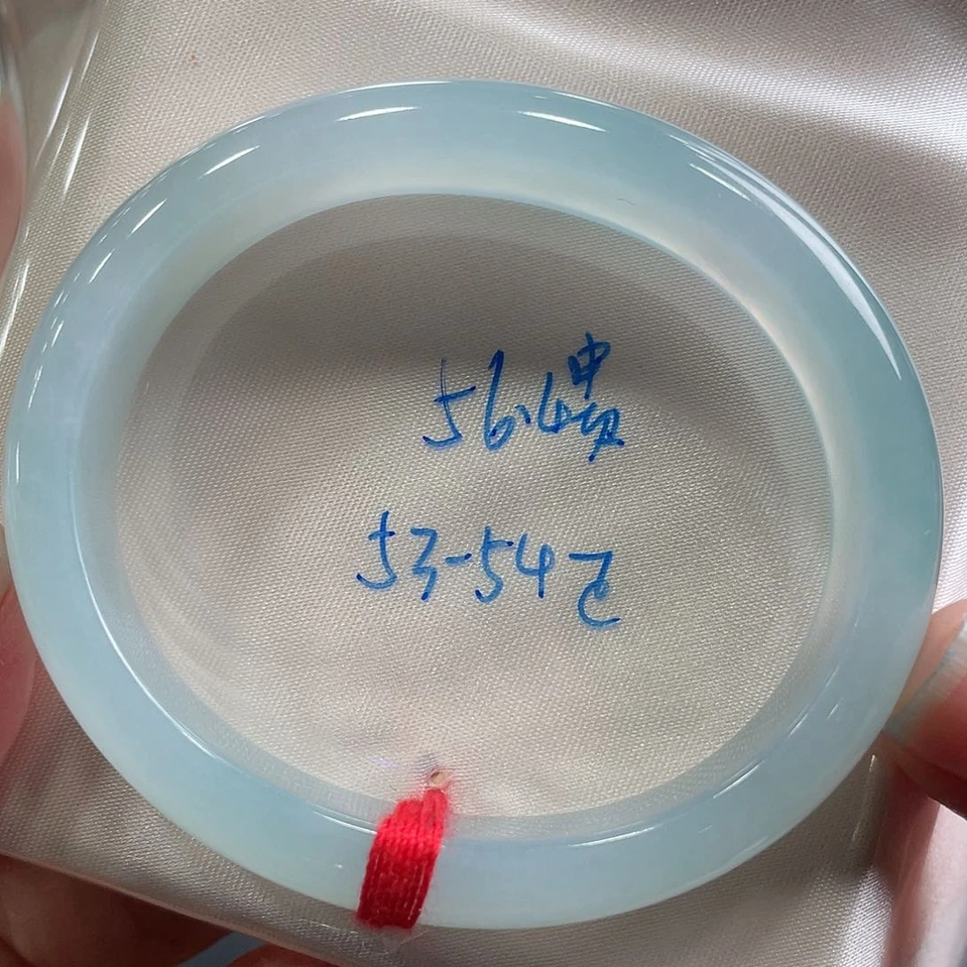 翡翠手镯未镶嵌v***云7号贵妃