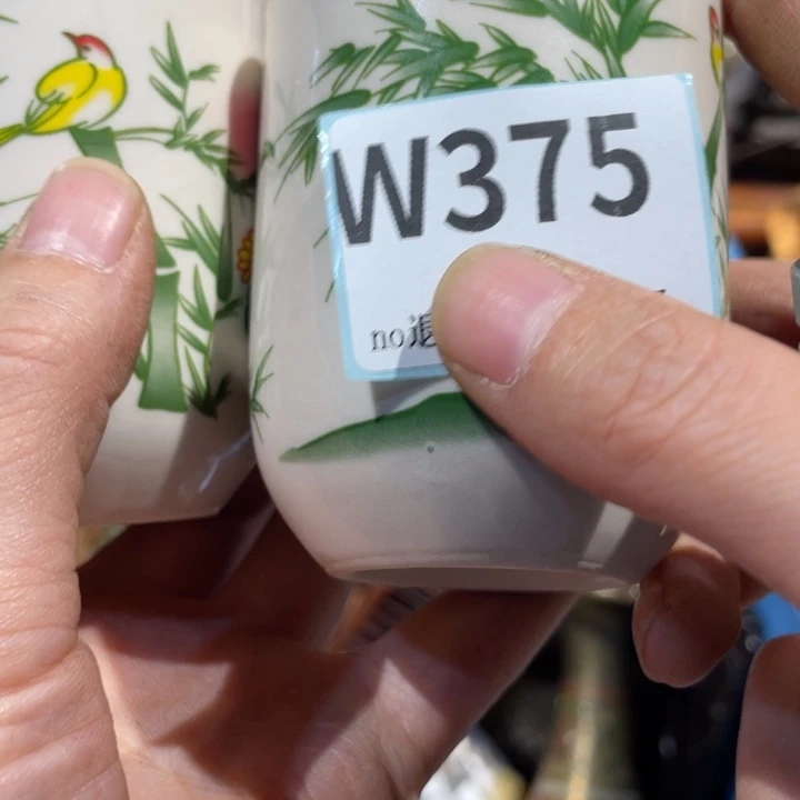 軍***哥瓷片二表姐直播火爆热卖
