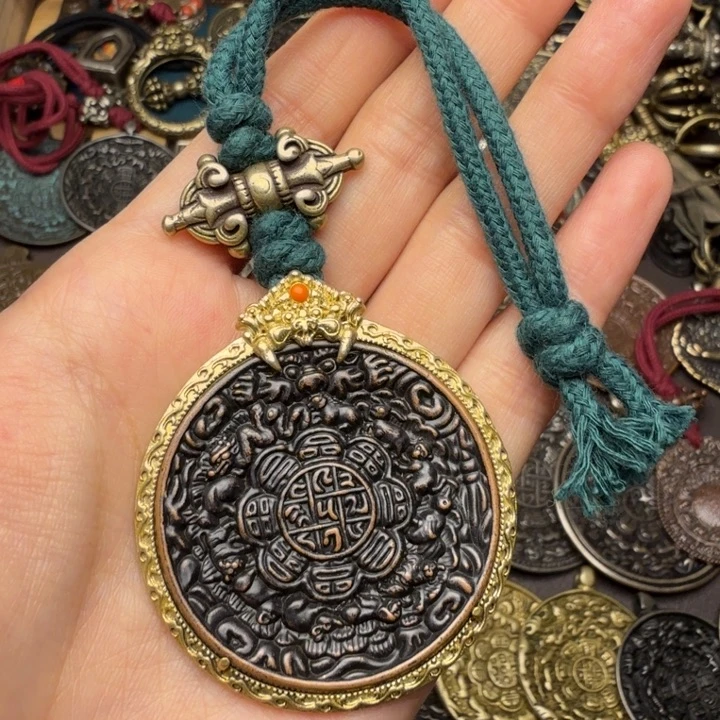 藏传文玩九宫如图