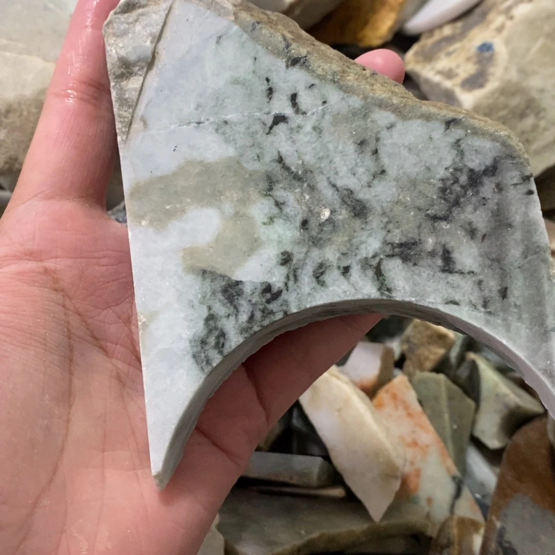 翡翠未镶嵌颈饰天然翡翠