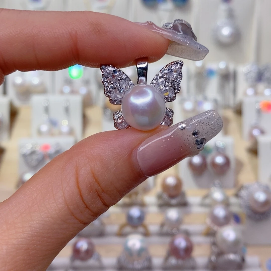 淡水珍珠未镶嵌吊坠(赠链)