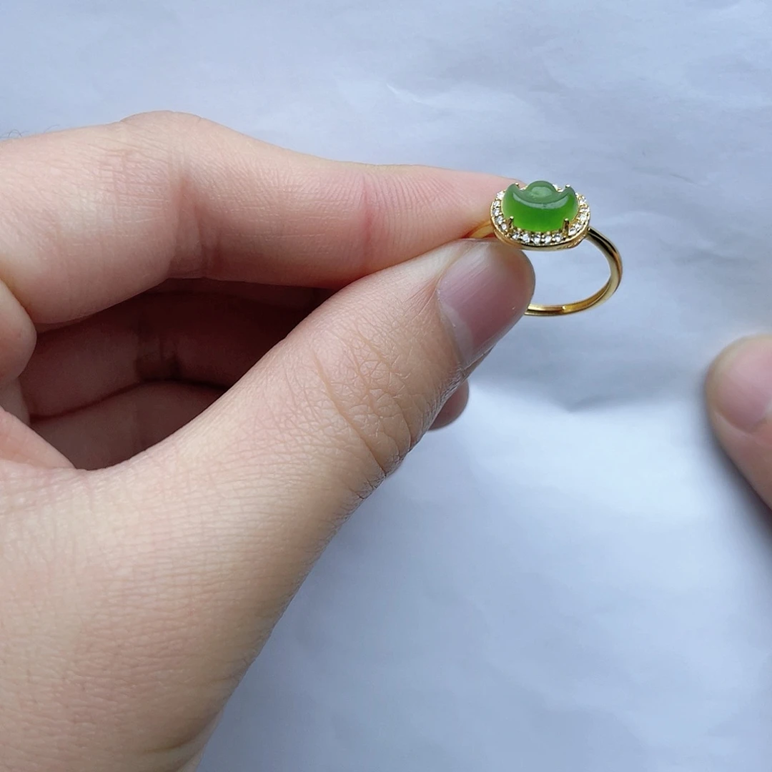 和田玉戒指。k k。k k银S925镶嵌