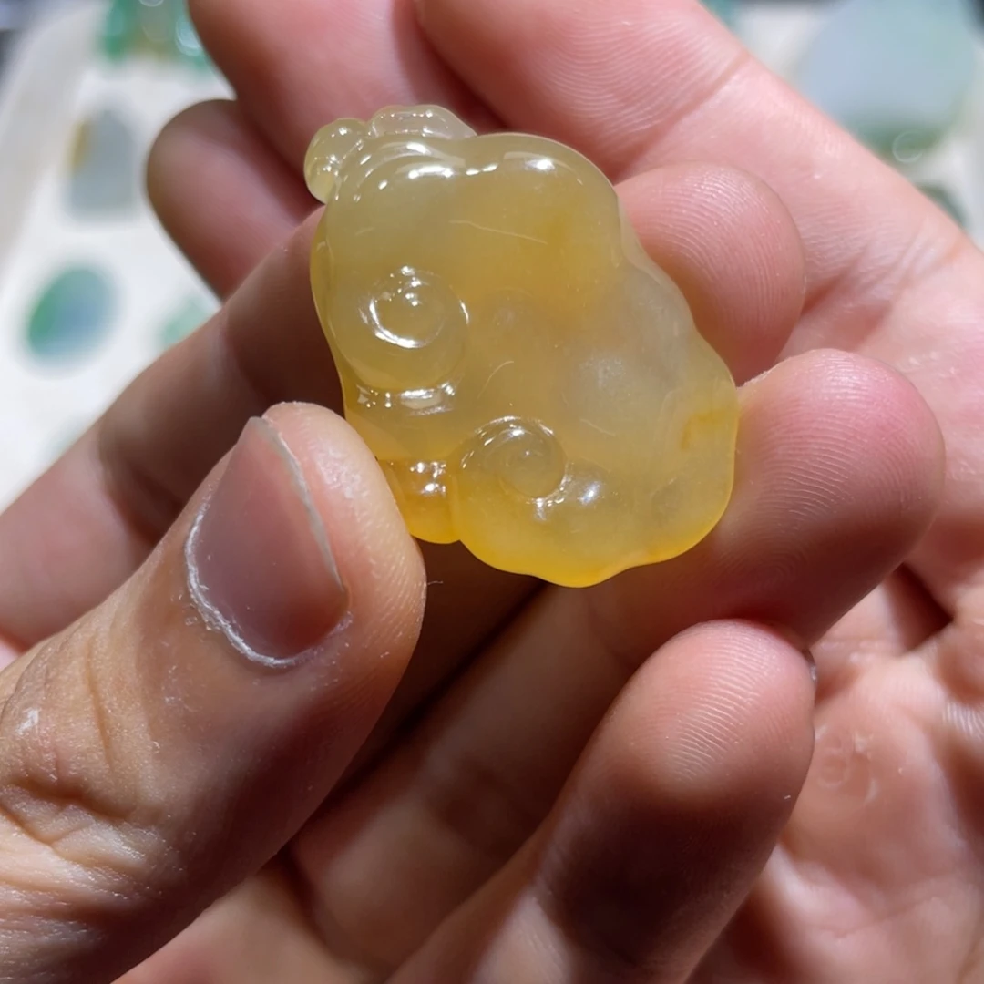 颈饰未镶嵌翡翠如意