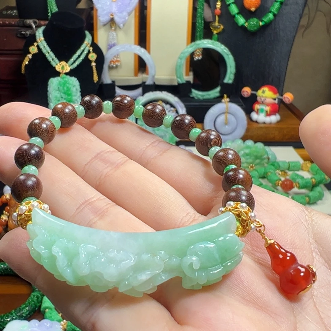 翡翠未镶嵌毛衣链冰绿手牌