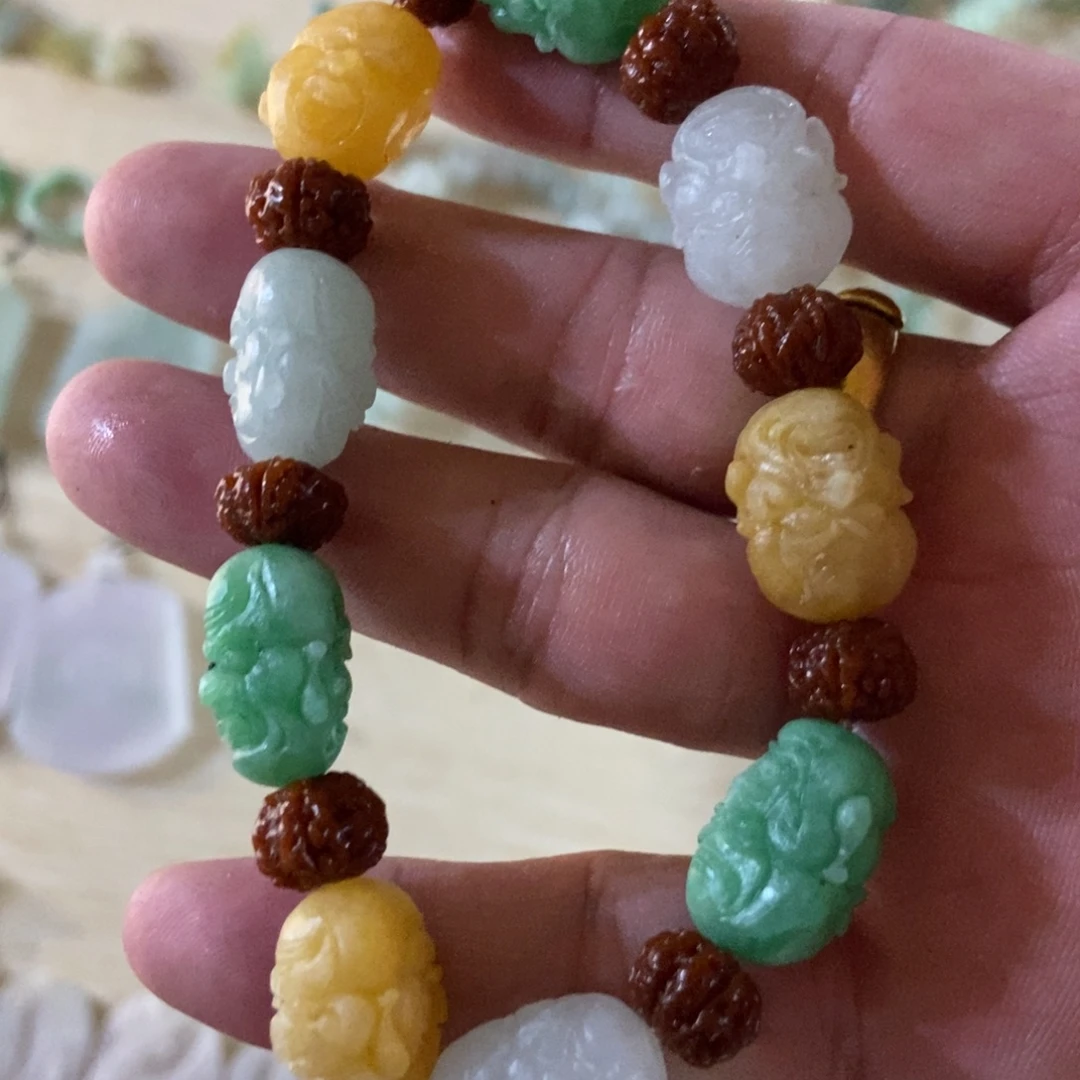 定制翡翠未镶嵌翡翠