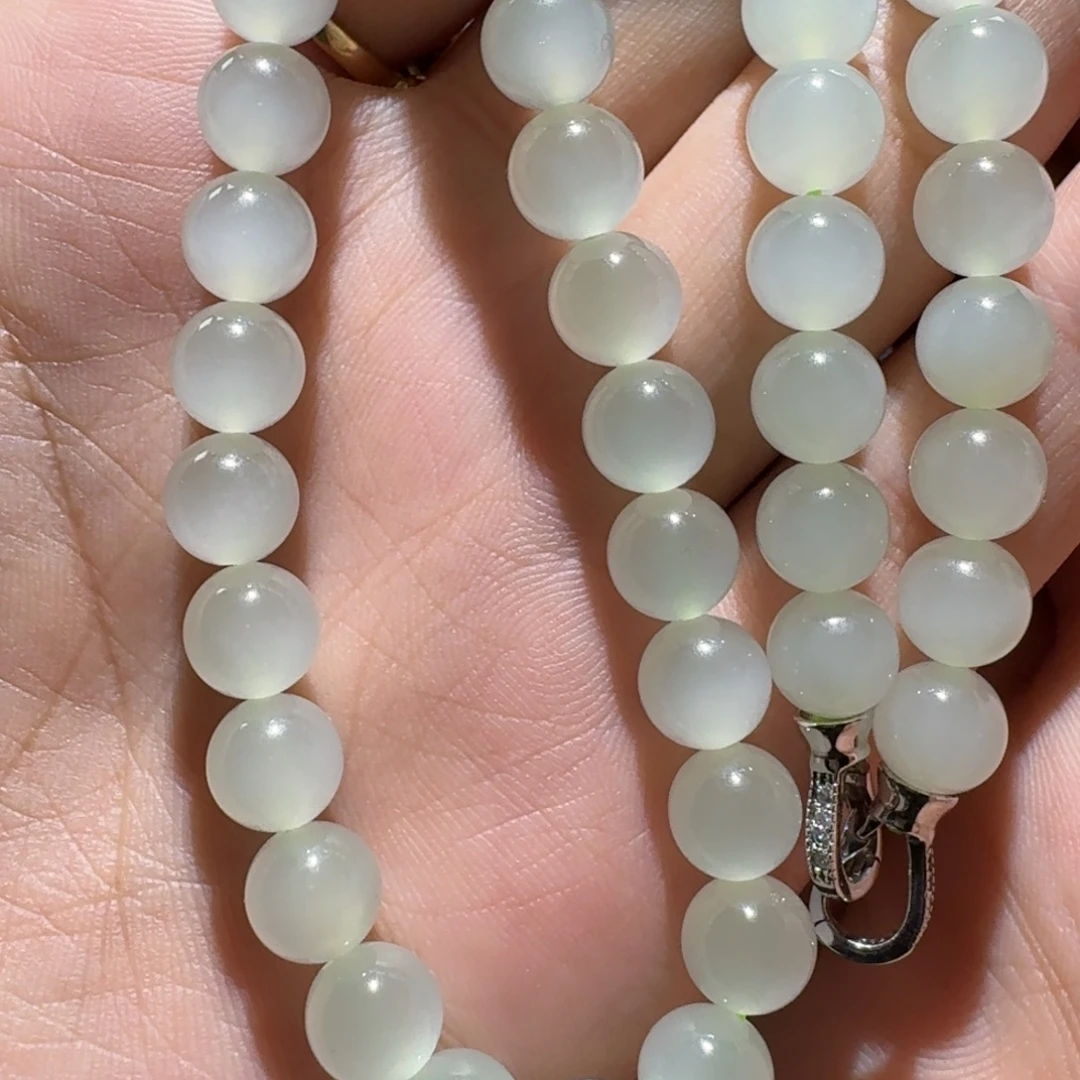 和田玉未镶嵌吊坠(赠链)