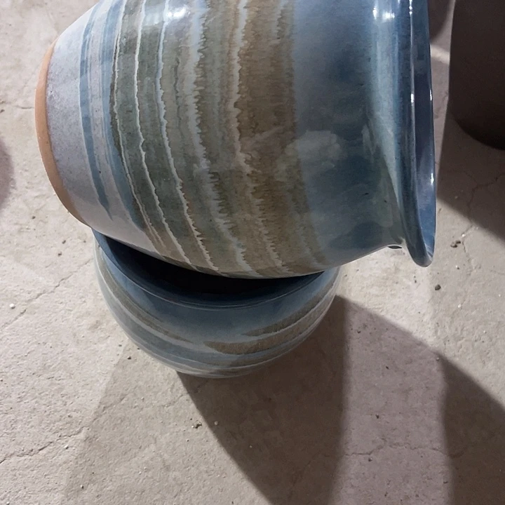 红陶口径18高度20两只瑕疵