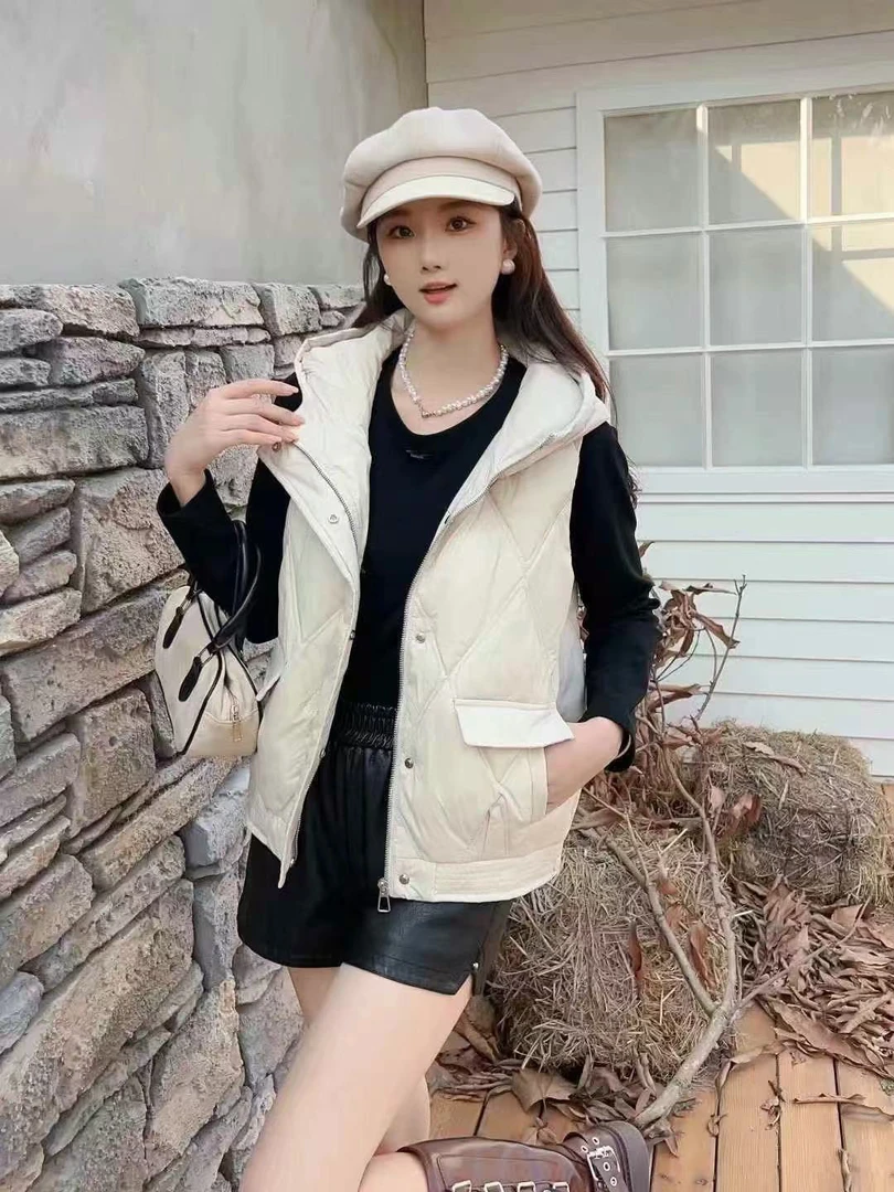 冬季新款百搭连帽羽绒马甲24502