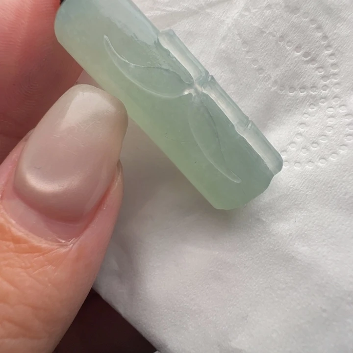 定制翡翠未镶嵌包抛光