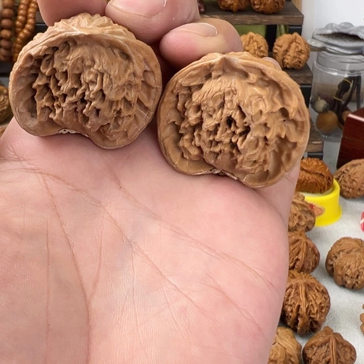 文玩核桃吊坠宫灯聚宝盆