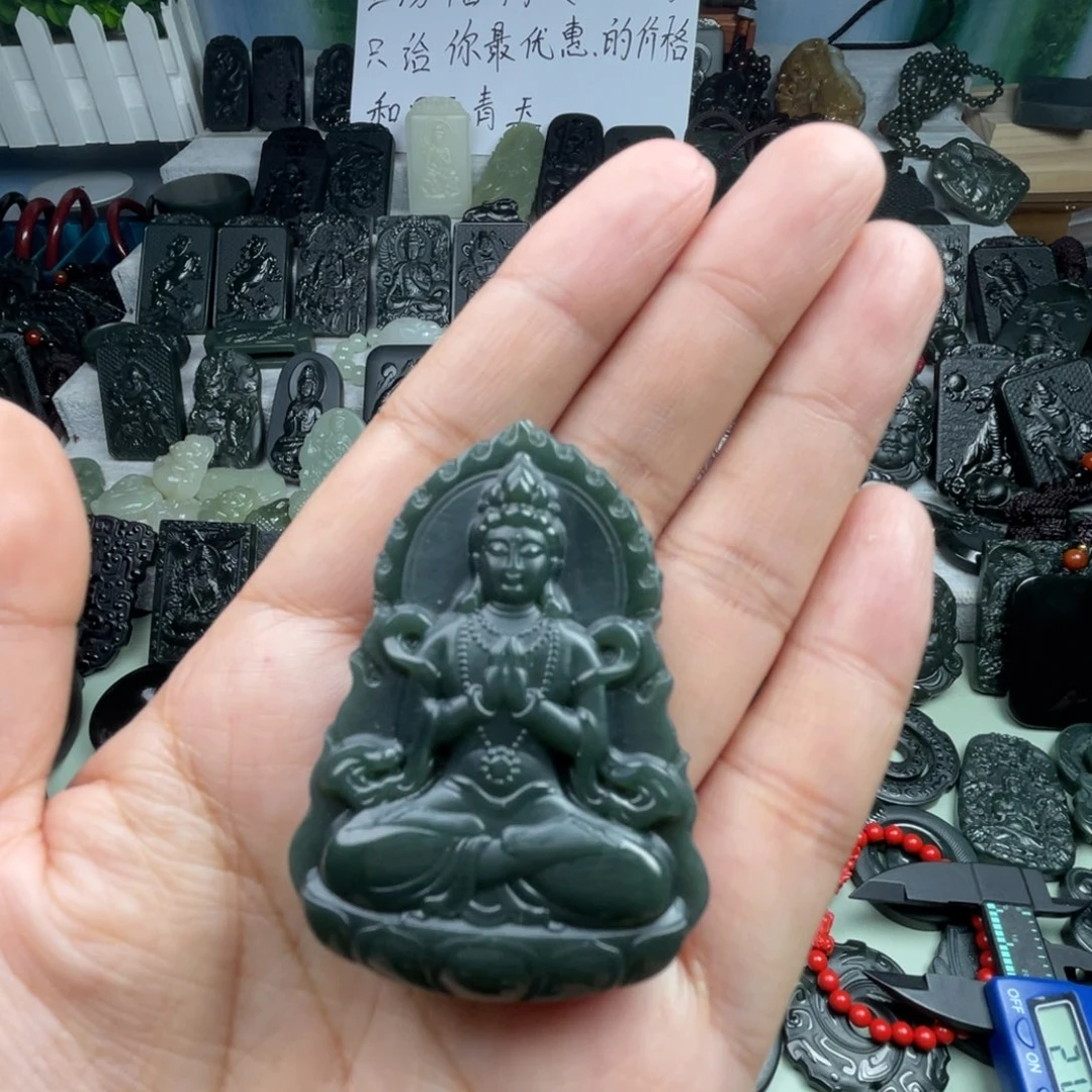 颈饰未镶嵌和田玉