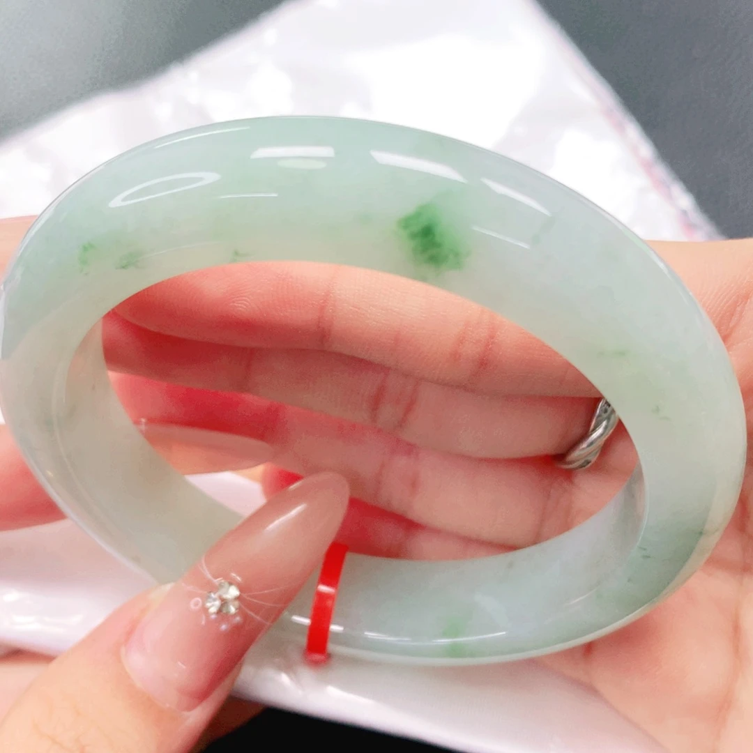 未镶嵌手镯翡翠58。