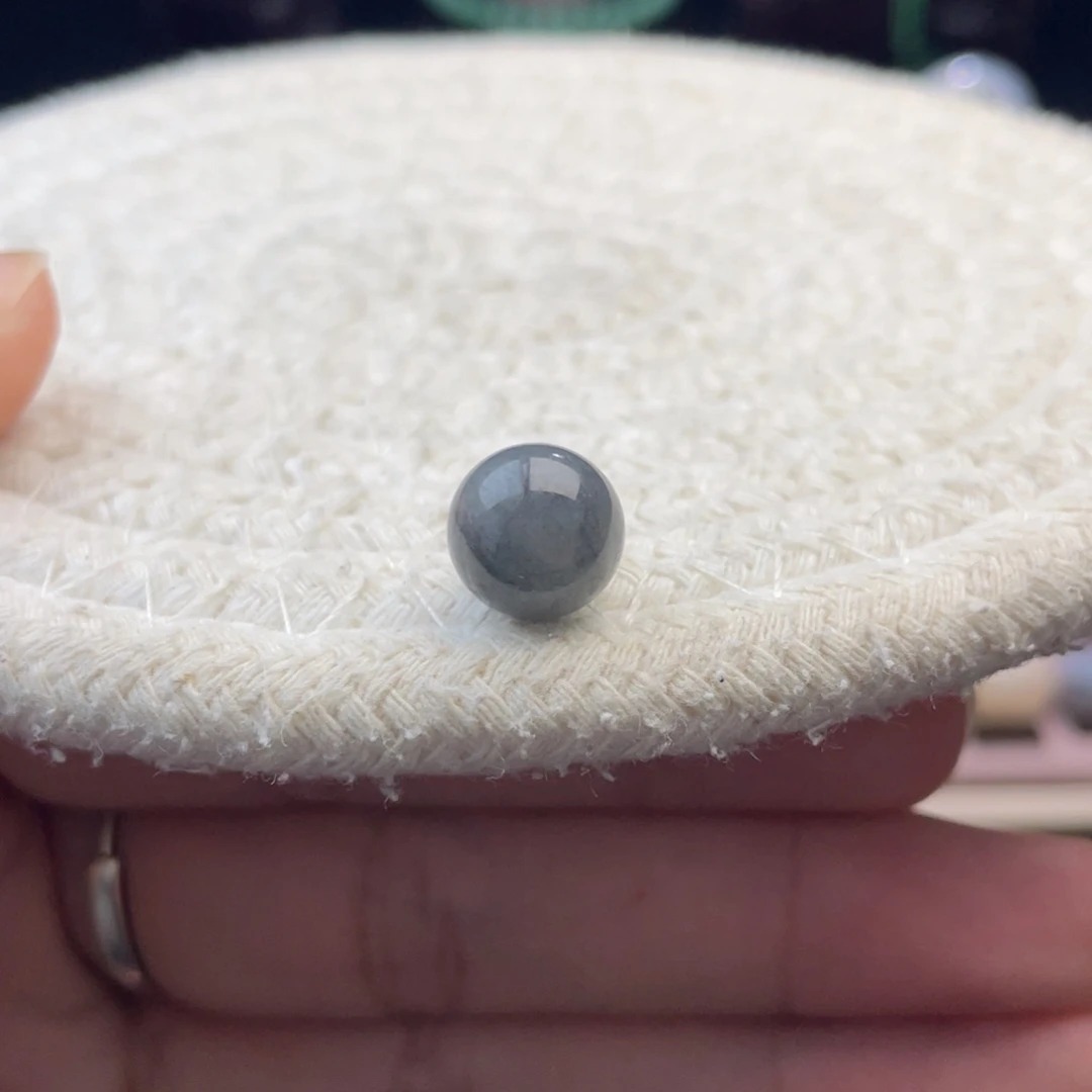 散珠翡翠特色乌鸡圆珠卡9.7mm