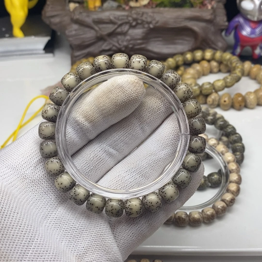 手串星月菩提9x8侧白
