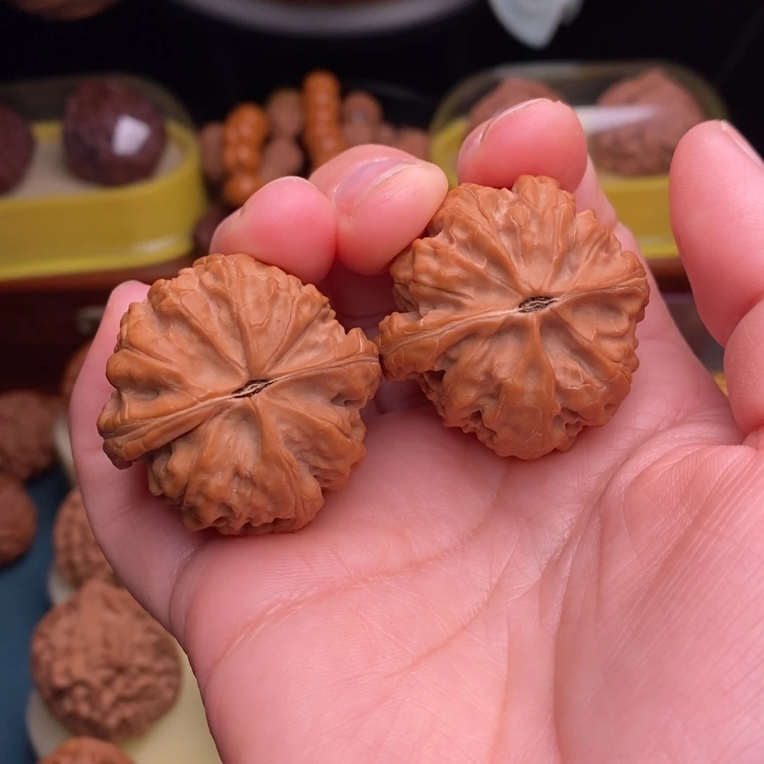 文玩核桃吊坠37核鼎