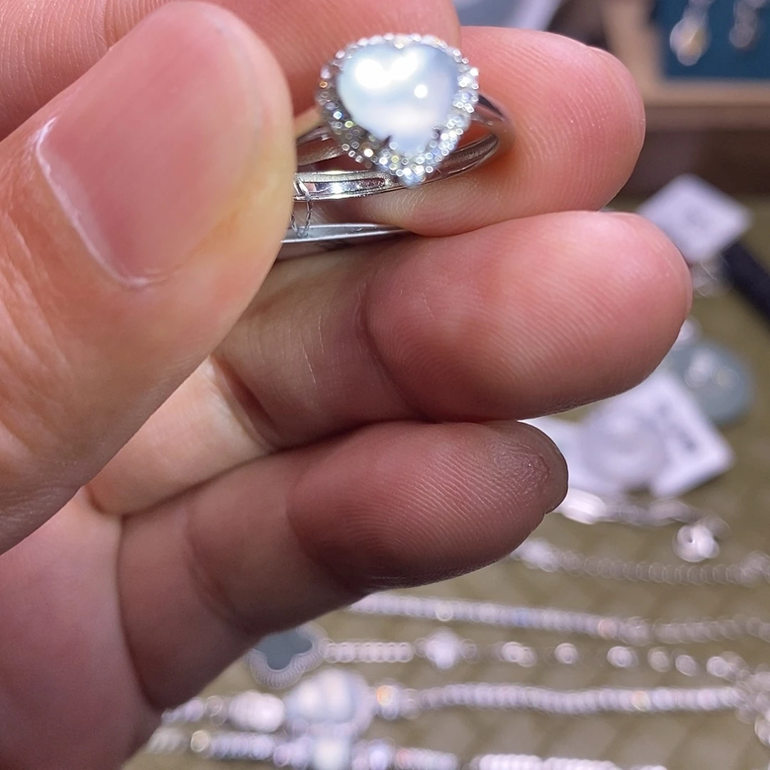 翡翠银S925镶嵌戒指爱心戒指