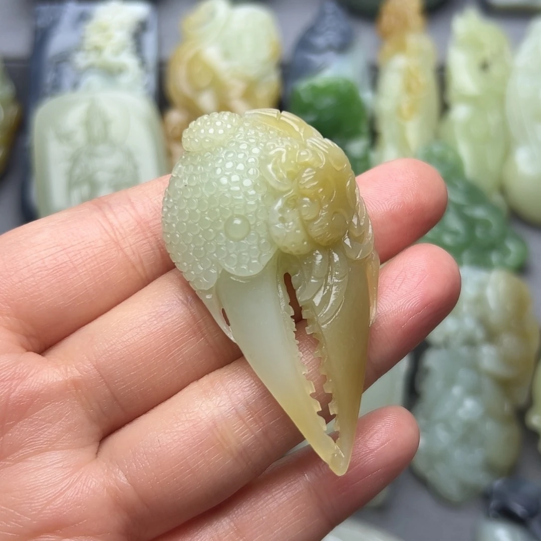 和田玉未镶嵌挂件