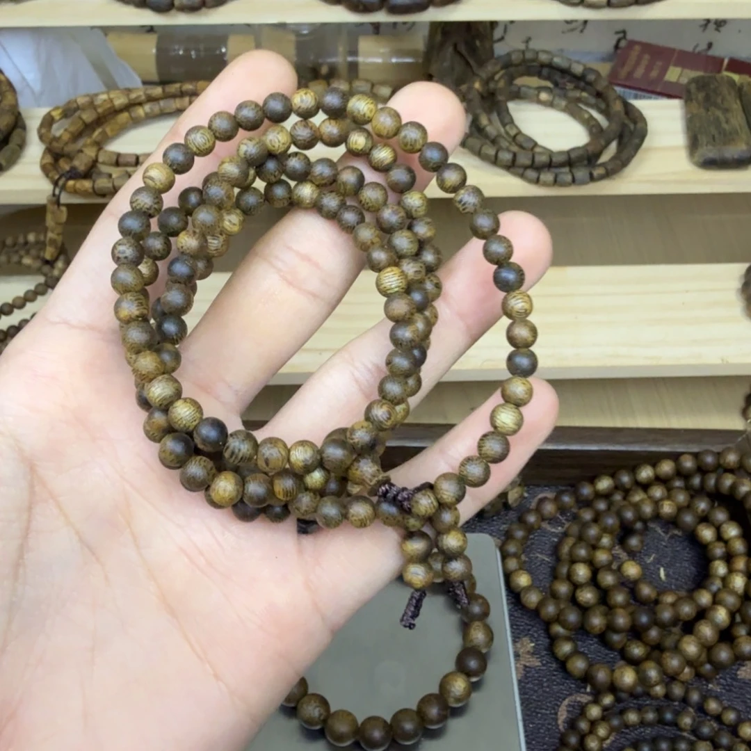 沉香碎屑沉香奇楠沉香圆珠多样性发一