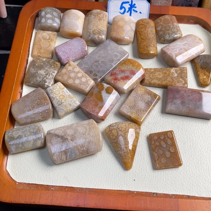 合金颈饰硅化玉炸*宝123