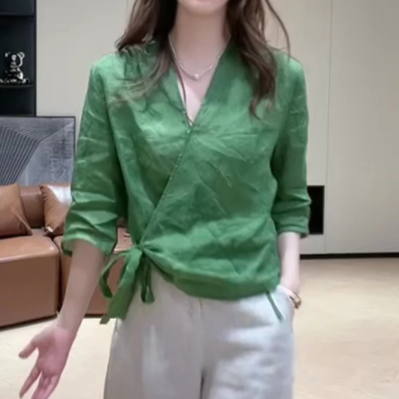 韩系设计感印花斜襟系带衬衫女早秋新款轻薄防晒慵懒显瘦V领上衣