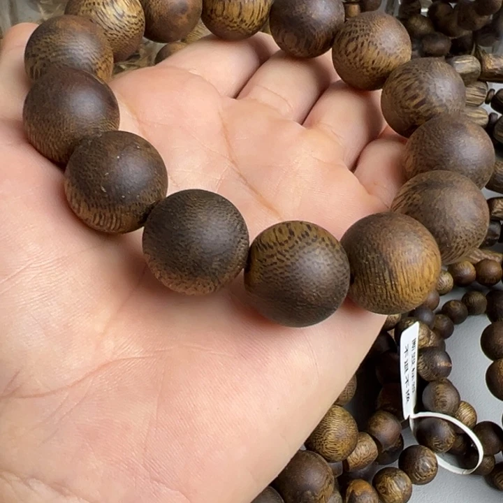 长***弓沉香碎屑沉香奇楠老料高油脂1.6圆珠单圈22.2克