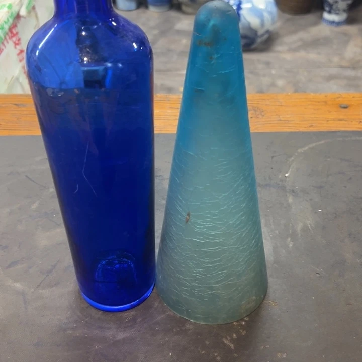 蓝****瓷片拾六家的瓷器瓷器