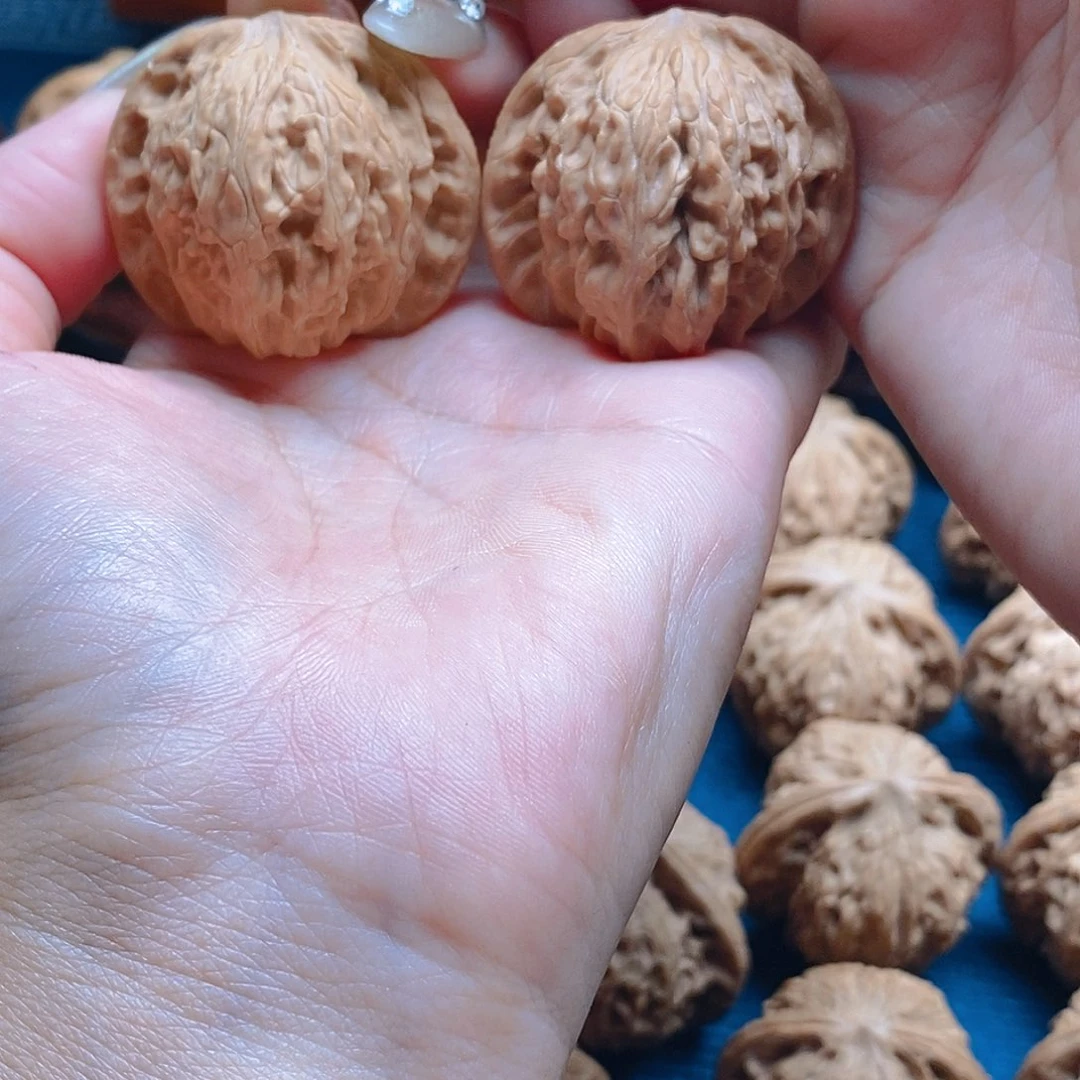 文玩核桃吊坠磨盘