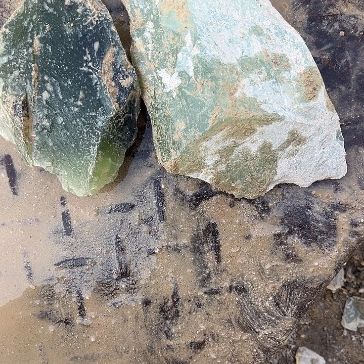 九***志蛇纹石玉未镶嵌天然岫玉多样性发一