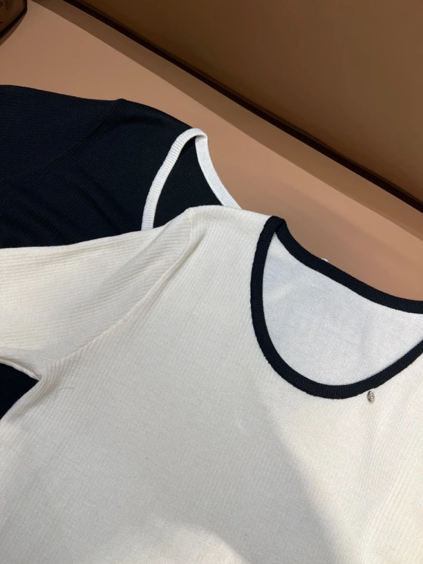 艺琳家福利~胖妹妹针织柔软显瘦短袖百搭气质