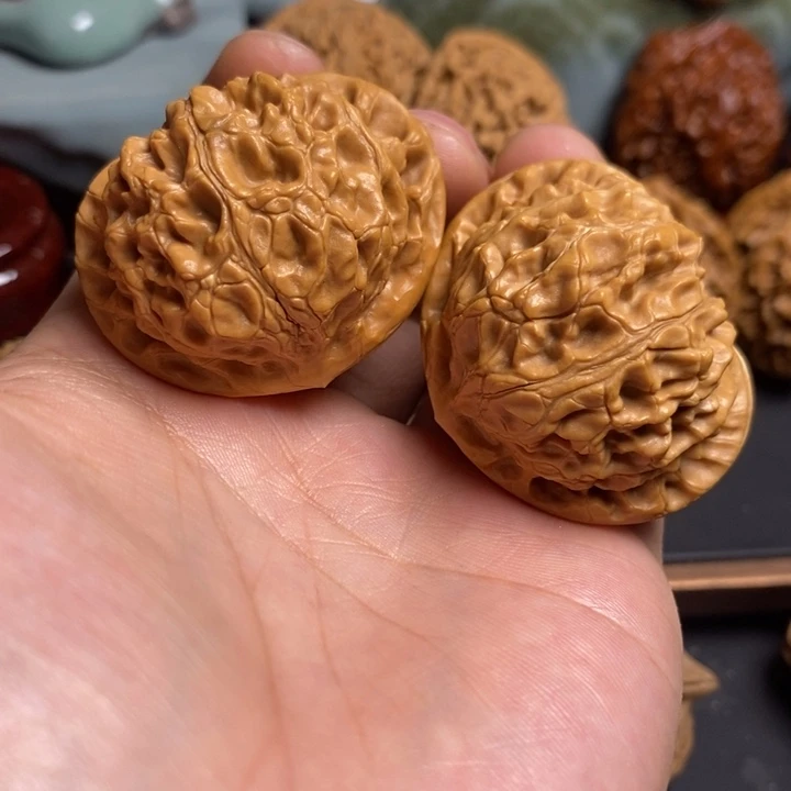 把件文玩核桃念*.宫灯