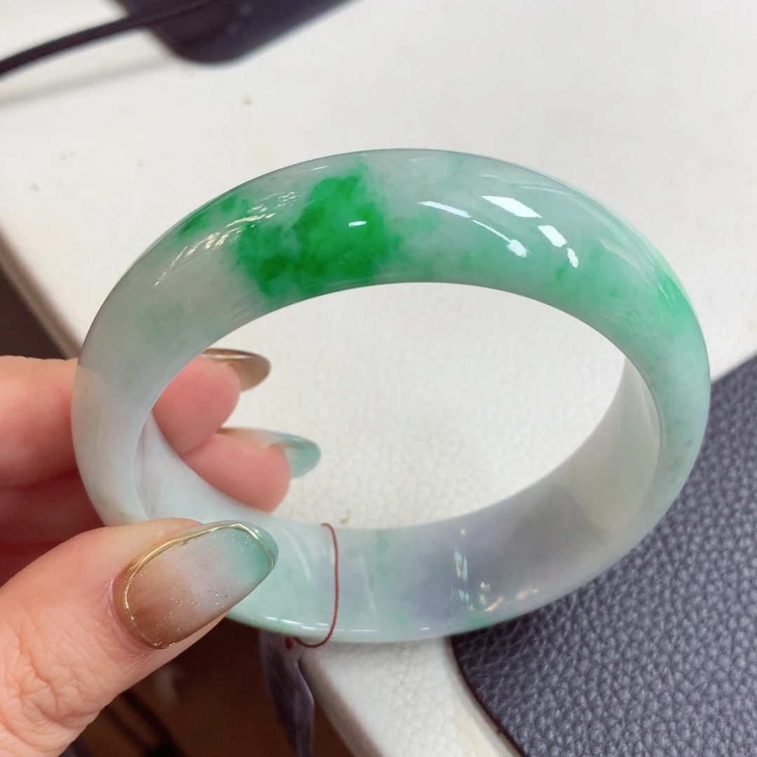 未镶嵌手镯翡翠缅甸