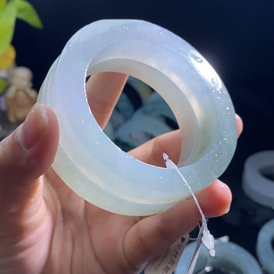 未镶嵌翡翠定制翡翠